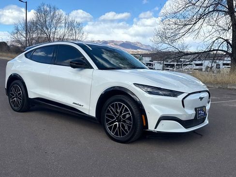 Certified 2024 Ford Mustang Mach-E Premium image 1