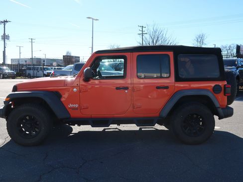 Used 2018 Jeep Wrangler Unlimited Sport S image 7