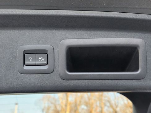 Used 2022 MAZDA CX-30 2.5 Turbo w/ Premium Package image 32