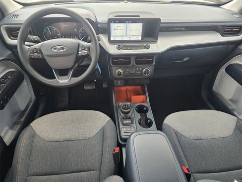 Used 2024 Ford Maverick XLT image 15