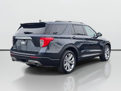 Used 2022 Ford Explorer Platinum w/ Technology Package AWD/4WD image 5