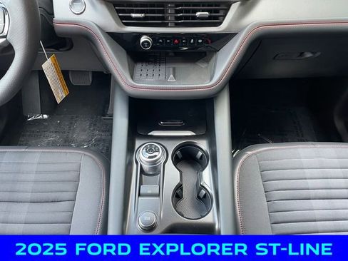 New 2025 Ford Explorer ST-Line w/ Premium Package image 11