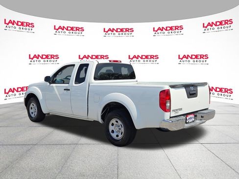 Used 2016 Nissan Frontier S RWD image 5