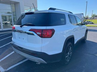 Used 2019 GMC Acadia SLT FWD video 3