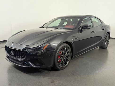 Used 2022 Maserati Ghibli Modena Q4 image 4