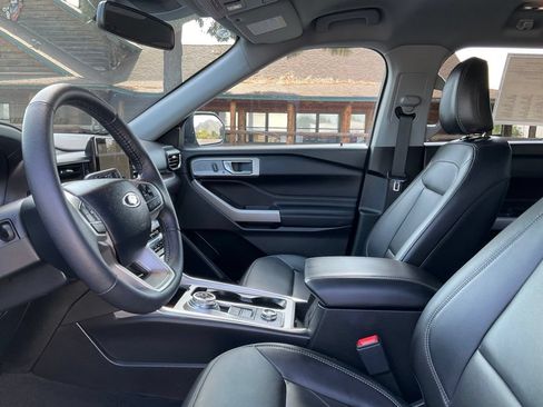 Certified 2024 Ford Explorer XLT w/ Equipment Group 202A AWD/4WD image 40