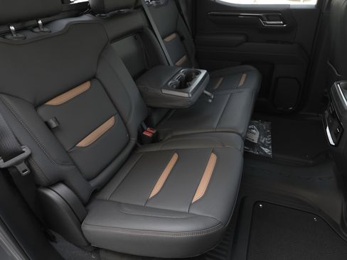 New 2026 GMC Sierra 1500 AT4 w/ AT4 Premium Package image 36