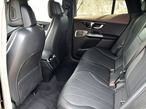 Used 2023 Mercedes-Benz EQE 350+ 4MATIC SUV image 24