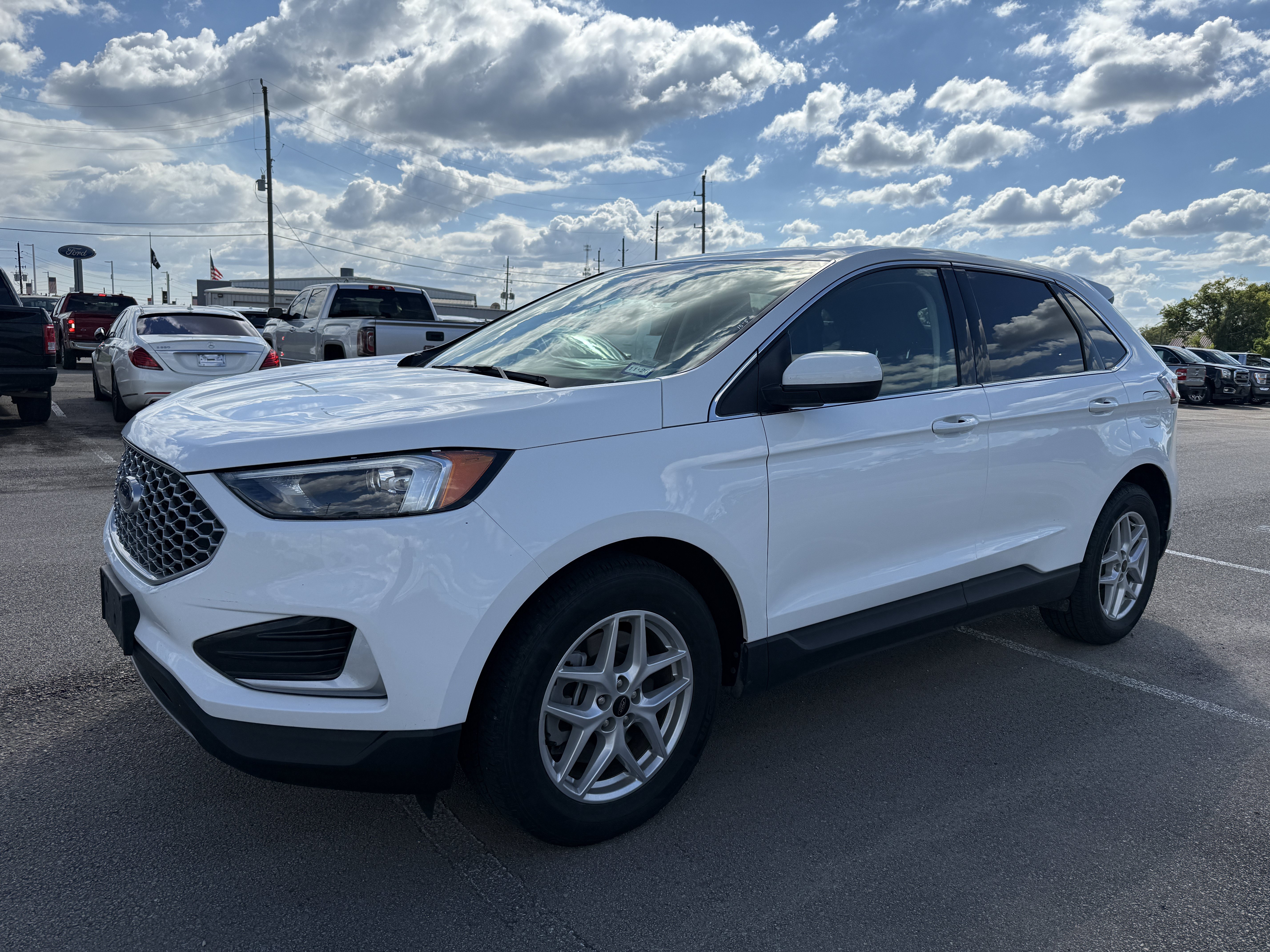 Used 2024 Ford Edge SEL AWD/4WD image 4