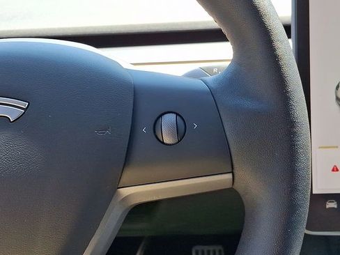 Used 2021 Tesla Model 3 Standard Range Plus RWD image 24