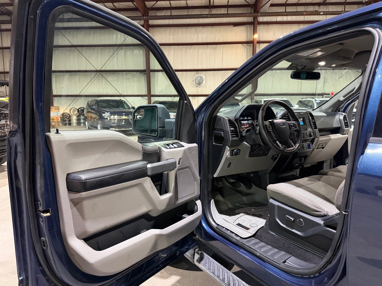 Used 2017 Ford F150 XLT w/ Equipment Group 301A Mid AWD/4WD image 12