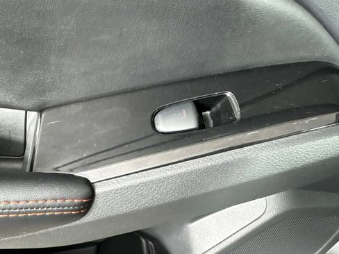 Used 2025 Nissan Altima 2.5 SR image 37