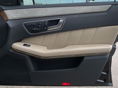 Used 2010 Mercedes-Benz E 350 Sedan w/ Premium 1 Pkg image 35