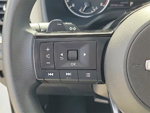 Certified 2023 Nissan Rogue SV image 22