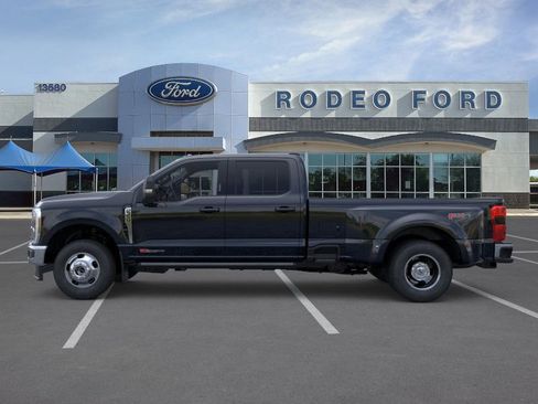New 2026 Ford F350 Lariat w/ Lariat Ultimate Package image 3