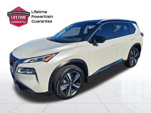 Used 2023 Nissan Rogue SL image 1