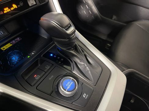 Used 2024 Toyota RAV4 XSE w/ Advanced Technology Package image 22