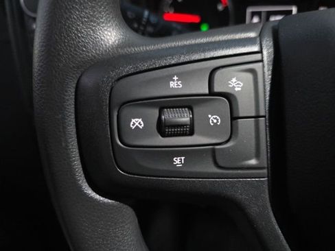 Used 2025 Chevrolet Silverado 2500 Custom w/ Custom Value Package image 14