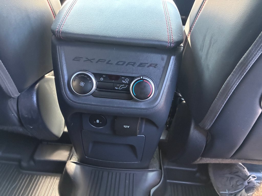 Used 2025 Ford Explorer ST-Line AWD/4WD image 20