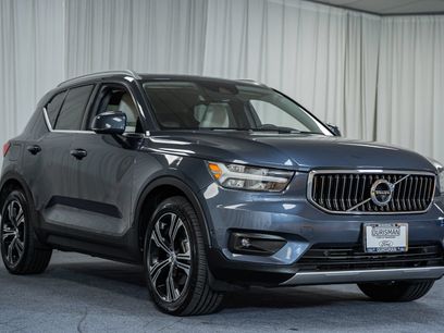 Used 2022 Volvo XC40 T5 Inscription w/ Advanced Package