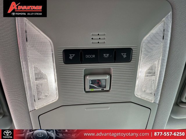 Certified 2025 Toyota RAV4 XLE AWD/4WD image 36