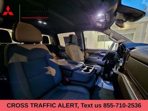 Used 2023 GMC Sierra 1500 SLE image 13