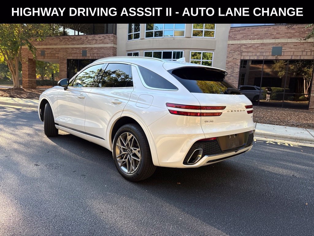 Used 2025 Genesis GV70 2.5T w/ Advanced Package AWD/4WD image 3