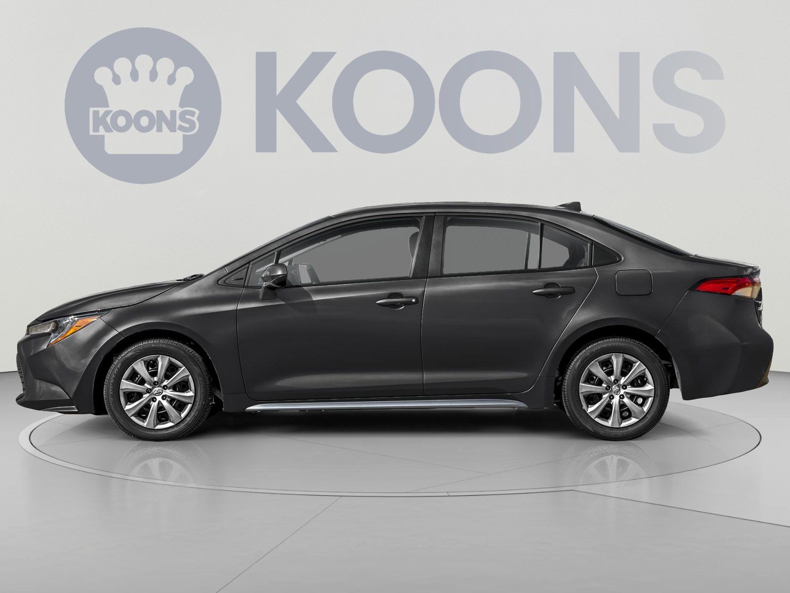 Used 2025 Toyota Corolla LE w/ Convenience Package FWD image 4