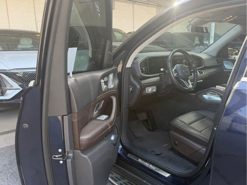 Used 2020 Mercedes-Benz GLS 450 4MATIC image 5