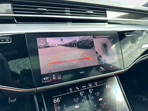 Used 2025 Audi S8 image 27