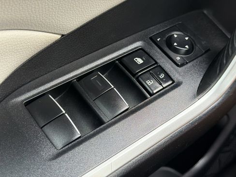 Used 2021 Toyota RAV4 XLE Premium FWD image 30