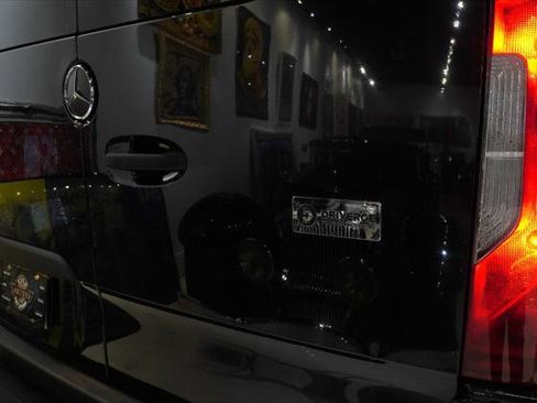 Used 2020 Mercedes-Benz Sprinter 3500 image 9