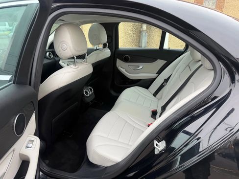 Used 2016 Mercedes-Benz C 300 4MATIC Sedan image 27