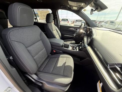 New 2026 Chevrolet Traverse LT FWD image 31