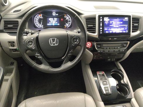 Used 2018 Honda Pilot Elite image 22