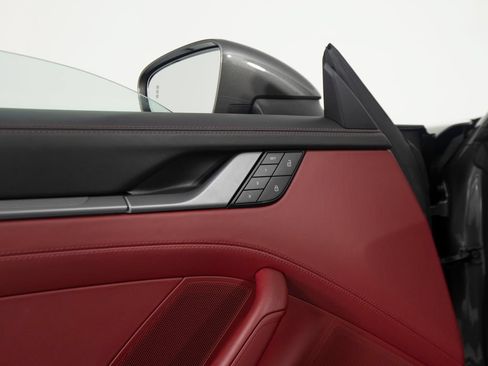 Certified 2022 Porsche 911 Cabriolet image 20