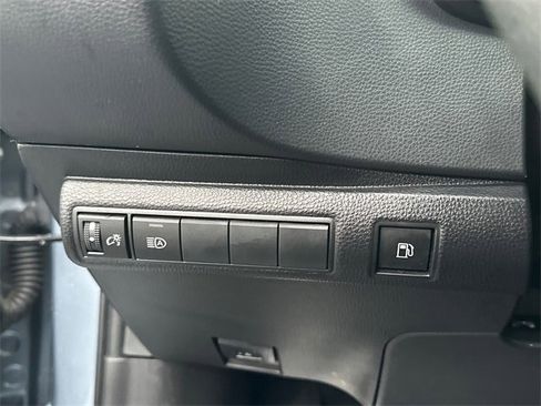Certified 2023 Toyota Corolla LE image 26