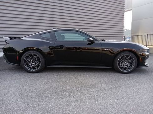 New 2026 Ford Mustang GT Premium w/ GT Performance Package RWD image 2