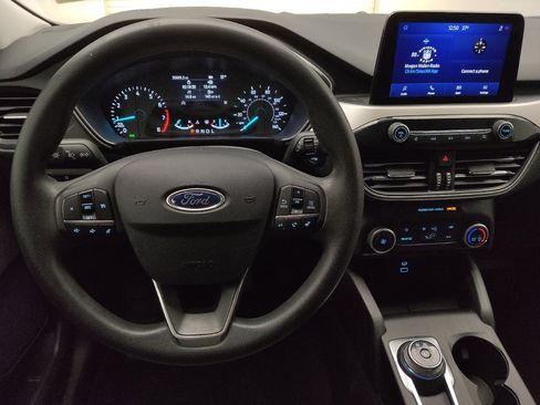 Used 2022 Ford Escape SE image 22