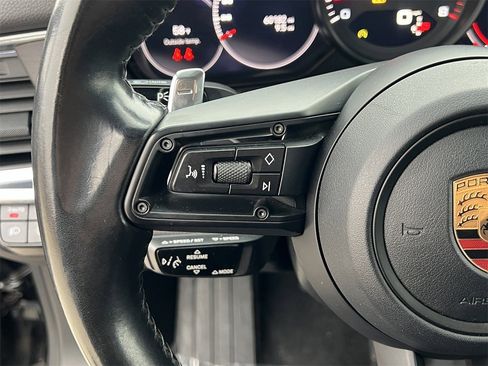 Used 2022 Porsche Panamera Platinum Edition image 10