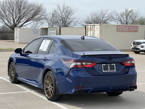 Used 2023 Toyota Camry SE w/ Convenience Package image 7