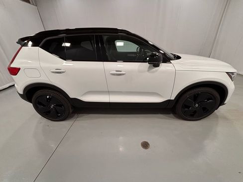 New 2026 Volvo XC40 B5 Ultra w/ Protection Package Premier image 6