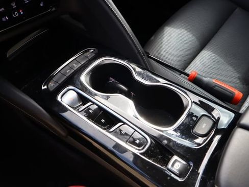 Used 2023 Buick Envision Essence w/ Sport Touring Package FWD image 26