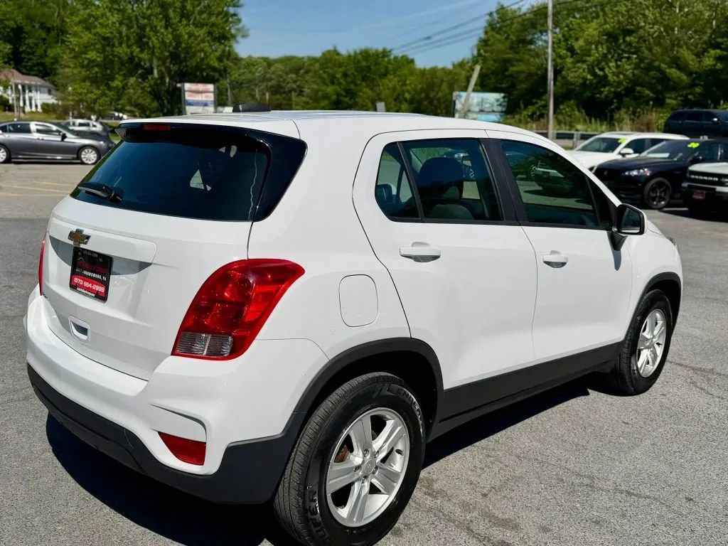 Used 2019 Chevrolet Trax LS FWD image 8