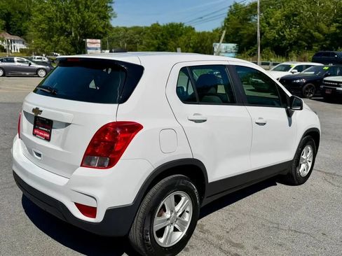 Used 2019 Chevrolet Trax LS FWD image 8