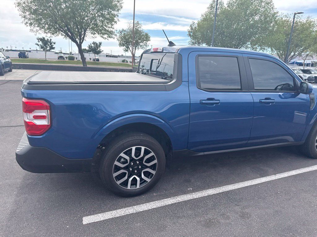 Used 2023 Ford Maverick Lariat w/ Lariat Luxury Package AWD/4WD image 2