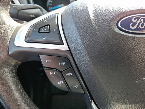 Used 2015 Ford Fusion SE w/ Equipment Group 202A image 21