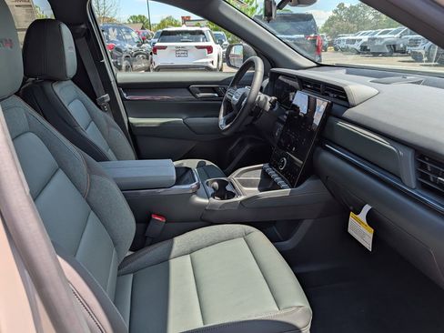 New 2026 GMC Terrain AT4 w/ Convenience Package III AWD/4WD image 23