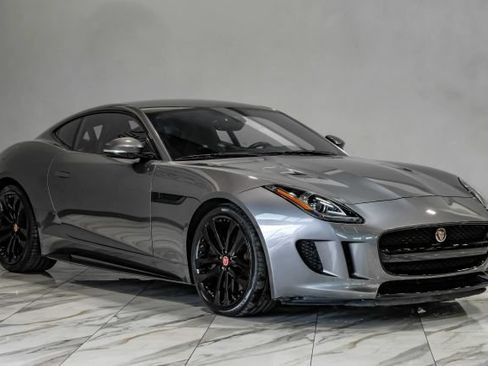 Used 2017 Jaguar F-TYPE S AWD/4WD image 8