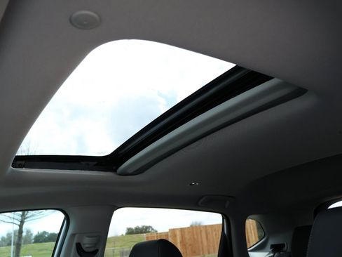 Certified 2025 Acura ADX Base image 29